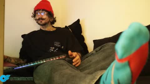 Snapshot of hatsumotokyoto chatting on 01/30/25, 12:50 More content 2 online show from 01/30/25, 12:50