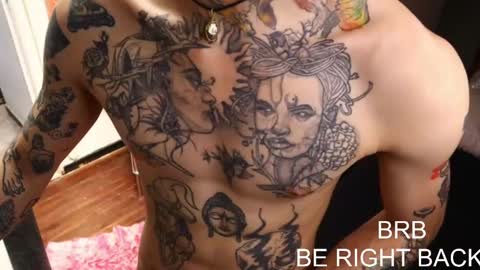 Snapshot of hatsumotokyoto chatting on 02/02/25, 12:19 More content 2 online show from 02/02/25, 12:19