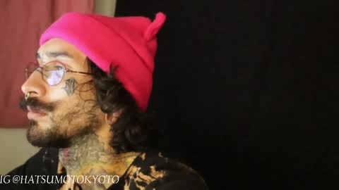 Snapshot of hatsumotokyoto chatting on 02/16/25, 12:08 More content 2 online show from 02/16/25, 12:08