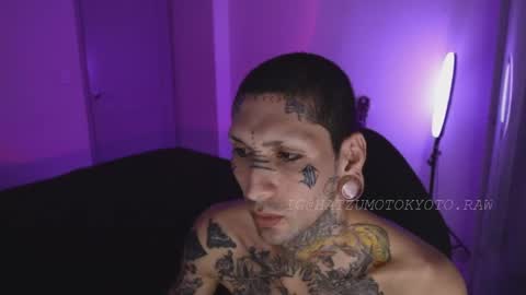 Snapshot of hatsumotokyoto chatting on 10/01/25, 03:12 More content 2 online show from 10/01/25, 03:12