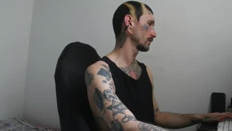 More content   2   online show from 03/14/26, 08:36