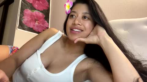 hawaiigirl_ online show from 01/07/26, 06:05