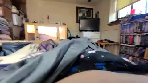 hawkfan1888 online show from 10/03/25, 02:25