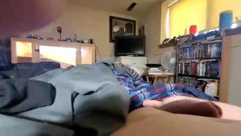 hawkfan1888 online show from 04/14/26, 03:51