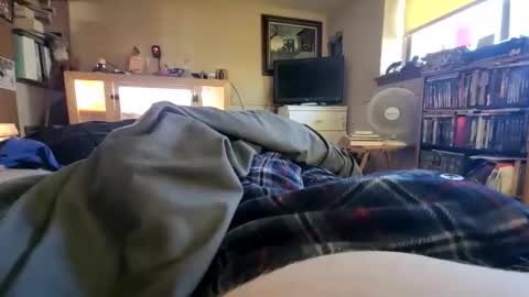 hawkfan1888 online show from 04/20/26, 03:26