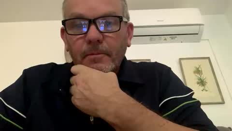 hawks2113 online show from 02/24/25, 12:48