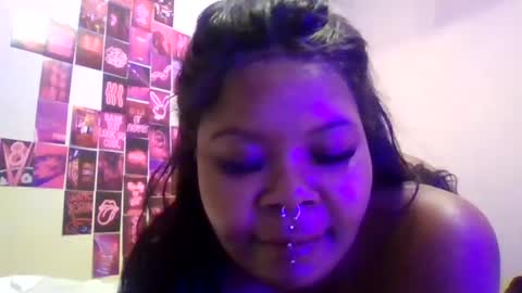 hawtchoc37 online show from 02/22/25, 09:23