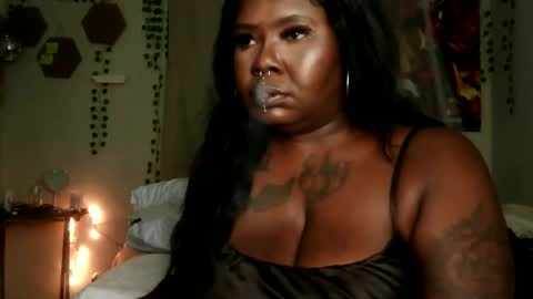 hawtchoc37 online show from 09/14/25, 12:43