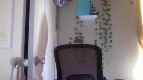 Snapshot of hawtchoc37 chatting on 02/26/26, 09:36 hawtchoc37 online show from 02/26/26, 09:36