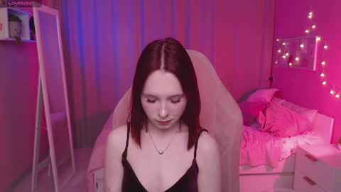 Mia online show from 03/15/26, 08:20