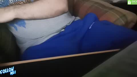 Snapshot of haydarcum chatting on 01/07/25, 04:18 ZhongLi online show from 01/07/25, 04:18