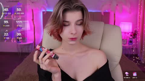 haylaamber online show from 12/03/24, 07:10