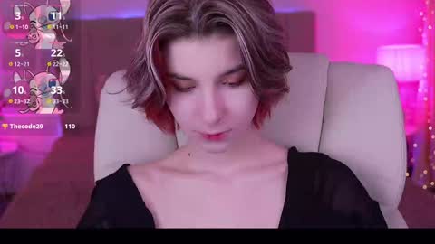 haylaamber online show from 01/28/25, 11:39