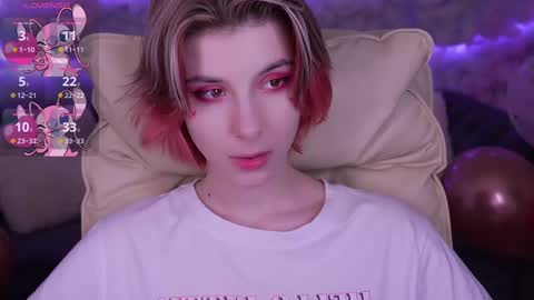 haylaamber online show from 02/15/25, 05:17