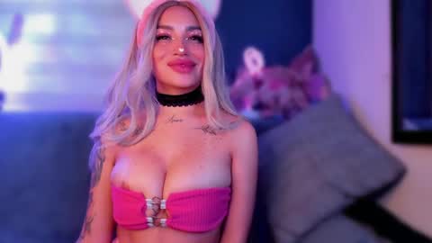 Marie online show from 02/06/25, 08:18