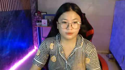 hazel_joy online show from 09/09/25, 03:39