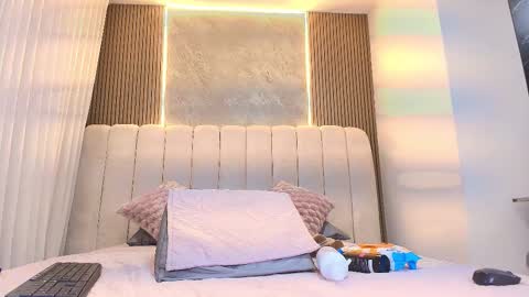 kataleya online show from 02/18/26, 07:21