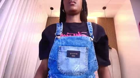 Snapshot of hazel_kataleya chatting on 05/30/26, 07:11 kataleya online show from 05/30/26, 07:11