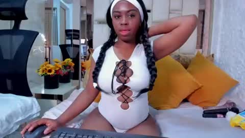 hazel_lanee online show from 07/09/26, 07:45