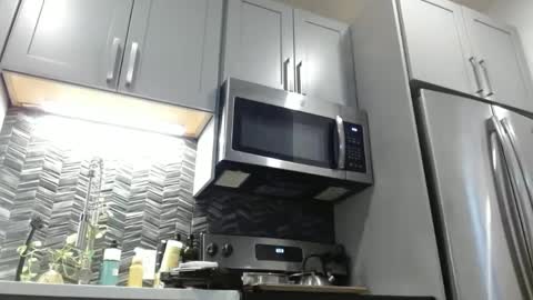 Hazel online show from 12/28/24, 12:57