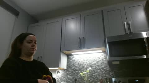 Hazel online show from 02/06/25, 12:43