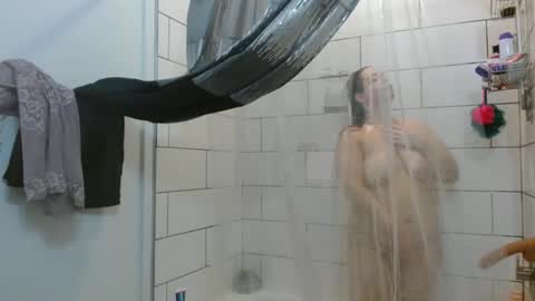 Hazel online show from 02/24/25, 06:36