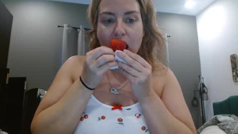 Hazel online show from 07/16/26, 05:30