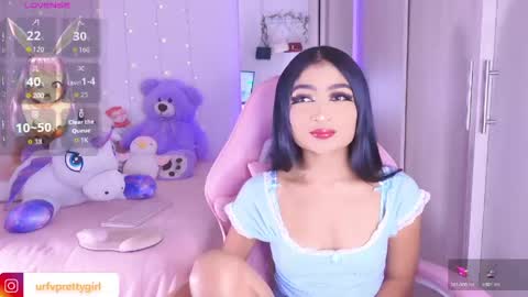 Snapshot of hazelbabee_ chatting on 05/09/26, 05:45 Lynn online show from 05/09/26, 05:45