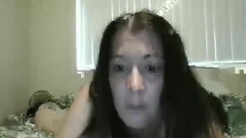 Snapshot of hazelbasil32728 chatting on 10/06/25, 12:35 hazelbasil32728 online show from 10/06/25, 12:35