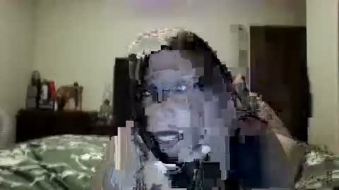 Snapshot of hazelbasil32728 chatting on 10/20/25, 12:27 hazelbasil32728 online show from 10/20/25, 12:27