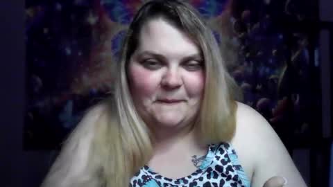 Snapshot of hazeleyez97 chatting on 05/14/26, 04:30 Hazeleyez97 online show from 05/14/26, 04:30