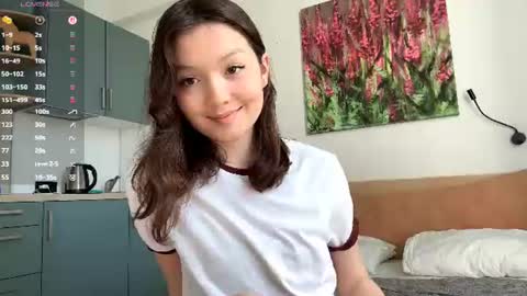 Snapshot of hazelhartshorn chatting on 06/30/26, 02:51 Kira online show from 06/30/26, 02:51