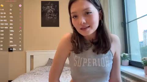 Snapshot of hazelhartshorn chatting on 07/11/26, 03:15 Kira online show from 07/11/26, 03:15
