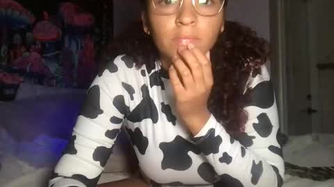 hazell77 online show from 11/07/25, 03:56