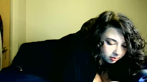 Snapshot of hazelplay444 chatting on 11/14/25, 10:18 Hazel Play 444 online show from 11/14/25, 10:18