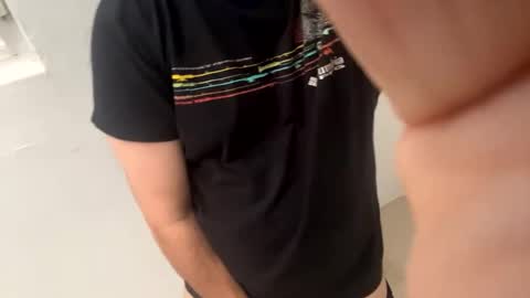 Snapshot of hazzhec chatting on 02/19/25, 02:55 HazzHec online show from 02/19/25, 02:55