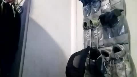 hbdj2164 online show from 01/22/25, 12:38