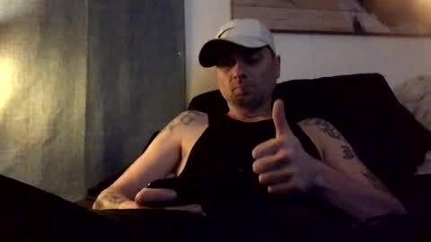 Snapshot of hbsethy chatting on 02/19/25, 08:44 HBSethy online show from 02/19/25, 08:44