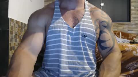Snapshot of healedcarioca chatting on 01/10/25, 02:04 Brazilian bigdick online show from 01/10/25, 02:04