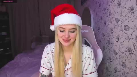 Valeria online show from 12/28/24, 10:47