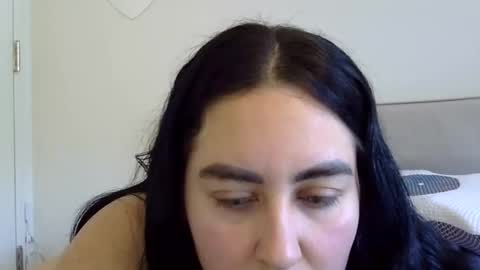 heatwavee online show from 12/22/24, 04:17