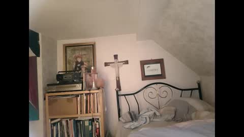 heaven_07 online show from 02/08/26, 08:45