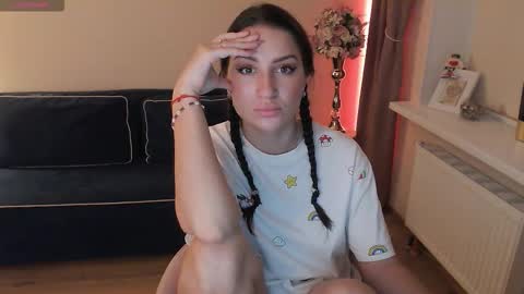 Heaven girl online show from 09/18/25, 06:32