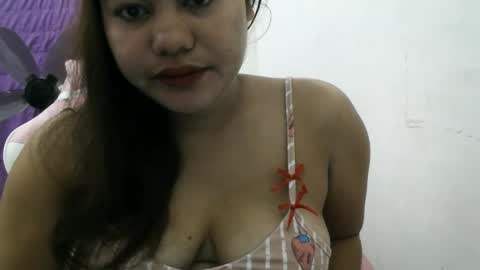 heavenlyeyes69 online show from 04/12/26, 09:09