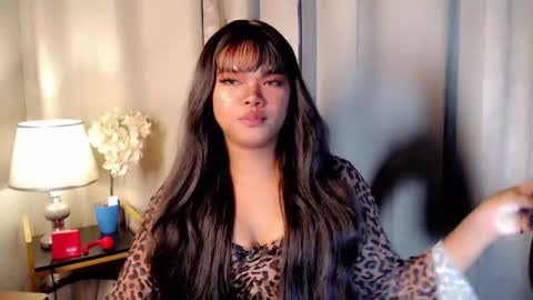 KENDAL online show from 12/14/25, 06:23