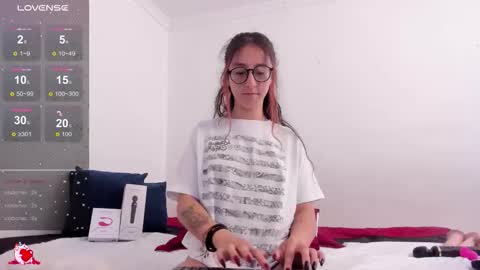 MEGAN online show from 09/23/25, 01:47