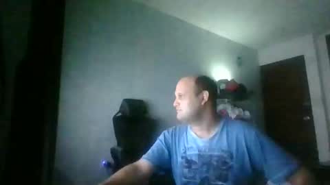 Heavy Rebell online show from 05/18/26, 04:18