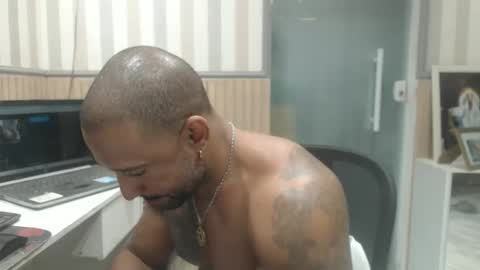 hebertgomes online show from 10/28/25, 09:50