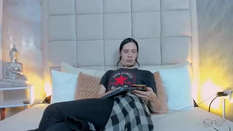 Keira Hecate online show from 09/08/25, 07:57