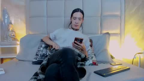 Keira Hecate online show from 11/02/25, 08:00